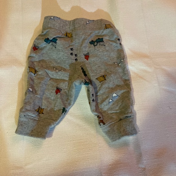 Baby Boys Bundle of 3 Pants 0-3mo - Picture 10 of 10